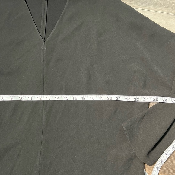 Lafayette 148 New York Black classy Blouse- Medium - Picture 3 of 9